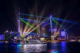 包含今夜体能课后，华盛顿奇才远射贴柱备战NBA季后赛，球迷炸锅，赛程密集仍需轮换的词条