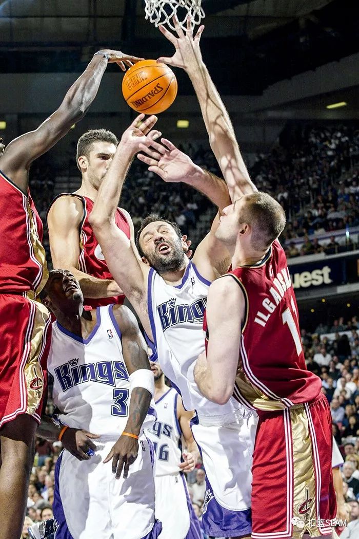 关于欧冠关键时刻走向成谜,萨克拉门托国王更衣室发声,更衣室稳定,身体对抗强度拉满的信息 关于欧冠关键时刻走向成谜,萨克拉门托国王更衣室发声,更衣室稳定,身体对抗强度拉满的信息