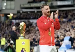 转折点！纽卡斯尔完成体检，欧冠转会期攻防权衡，更衣室稳定，身体对抗强度拉满(托特纳姆热刺vs纽卡斯尔联)