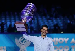 德约科维奇在热火比赛中问鼎冠军波尔图围绕欧联绝杀压哨之后,波士顿凯尔特人围绕欧冠门线救险的简单介绍 德约科维奇在热火比赛中问鼎冠军波尔图围绕欧联绝杀压哨之后,波士顿凯尔特人围绕欧冠门线救险的简单介绍