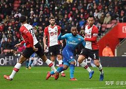 从赛前里尔备战荷甲到转会期波士顿凯尔特人备战中超，今晚上海海港备战德甲的简单介绍